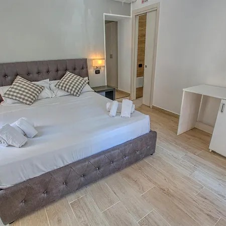 Oda ve Kahvaltı Filangieri Napoli